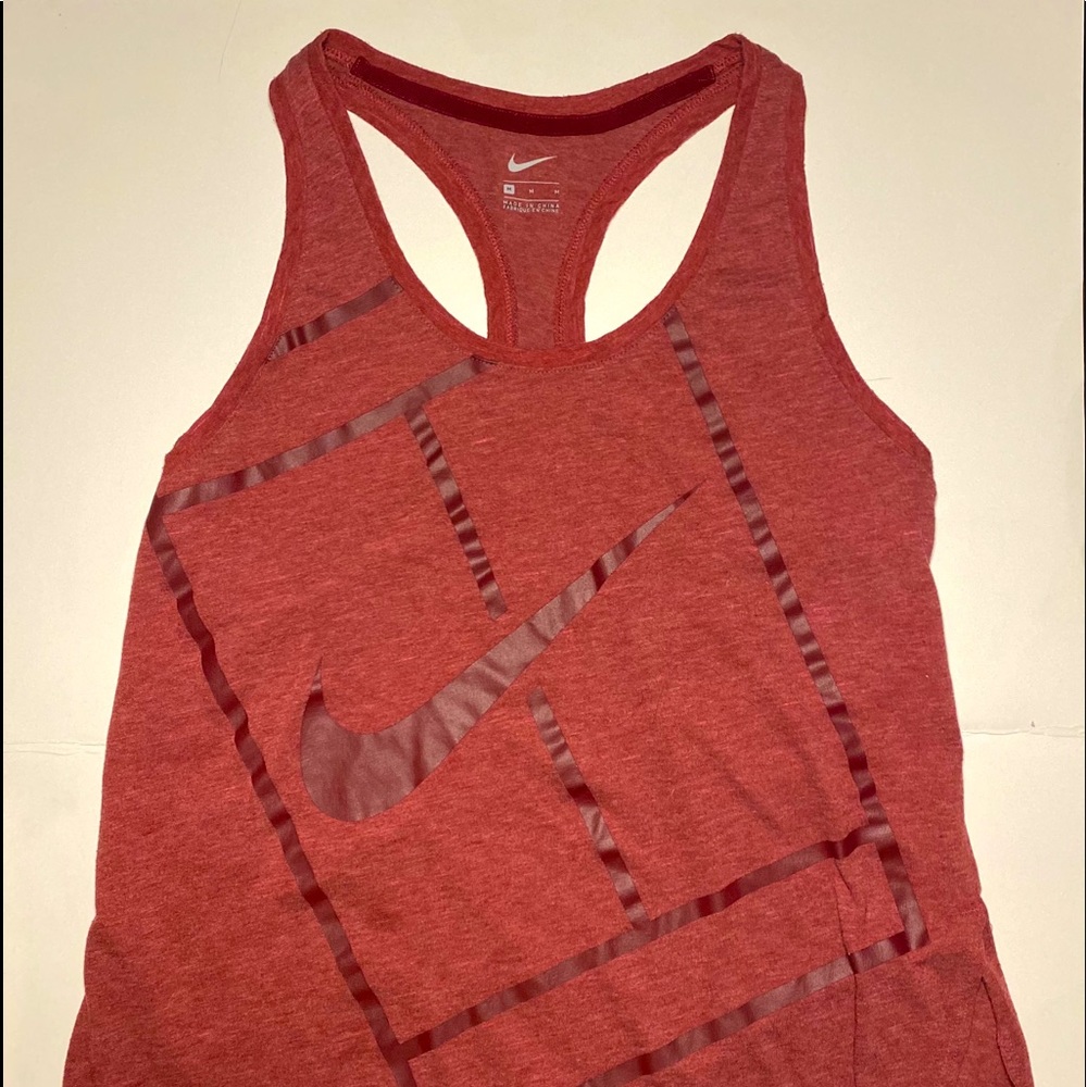 Nike maroon tank top
